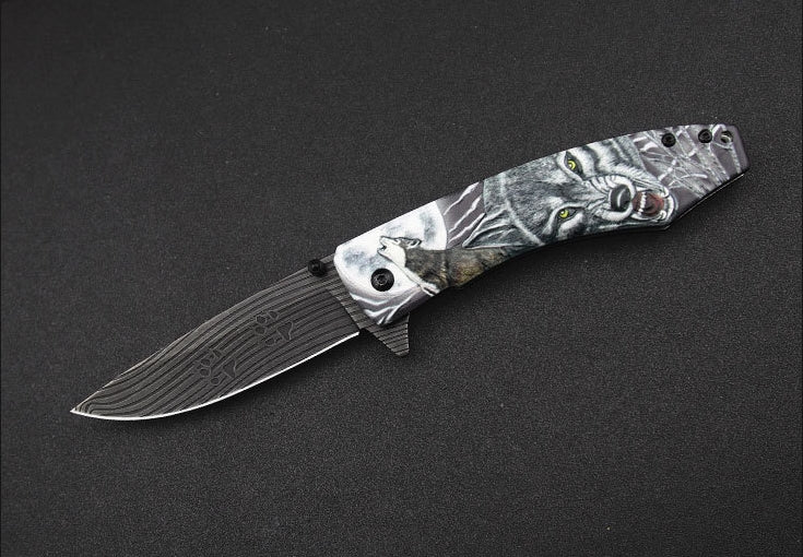 Wolf‑Embossed Handle Folding Collectible Pocket EDC Tool