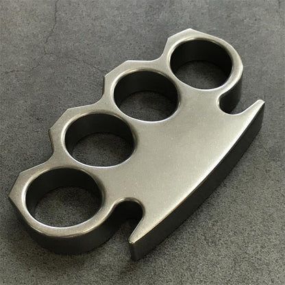 Das KING Stonewashed Outdoor-Werkzeug aus Stahl