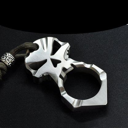 Mini Teschio in Titanio Portatile EDC Decorazione Strumento per Esterni Portachiavi