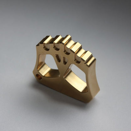 Mini Zaino in Metallo a Due Fori Creativo Portachiavi da Esterno Strumento EDC