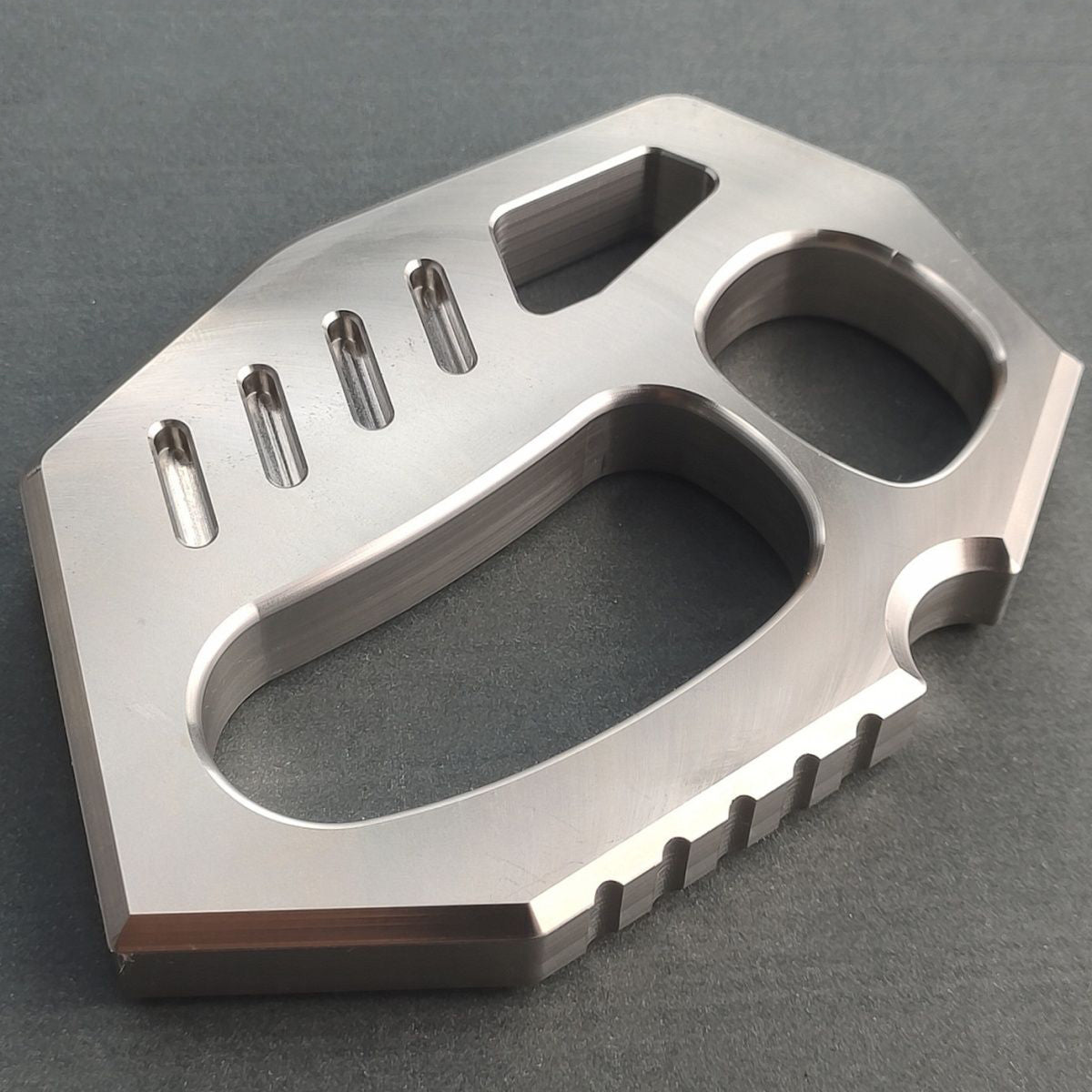 304‑Stainless‑Steel Two‑Finger Hobby Collectible EDC Ornament