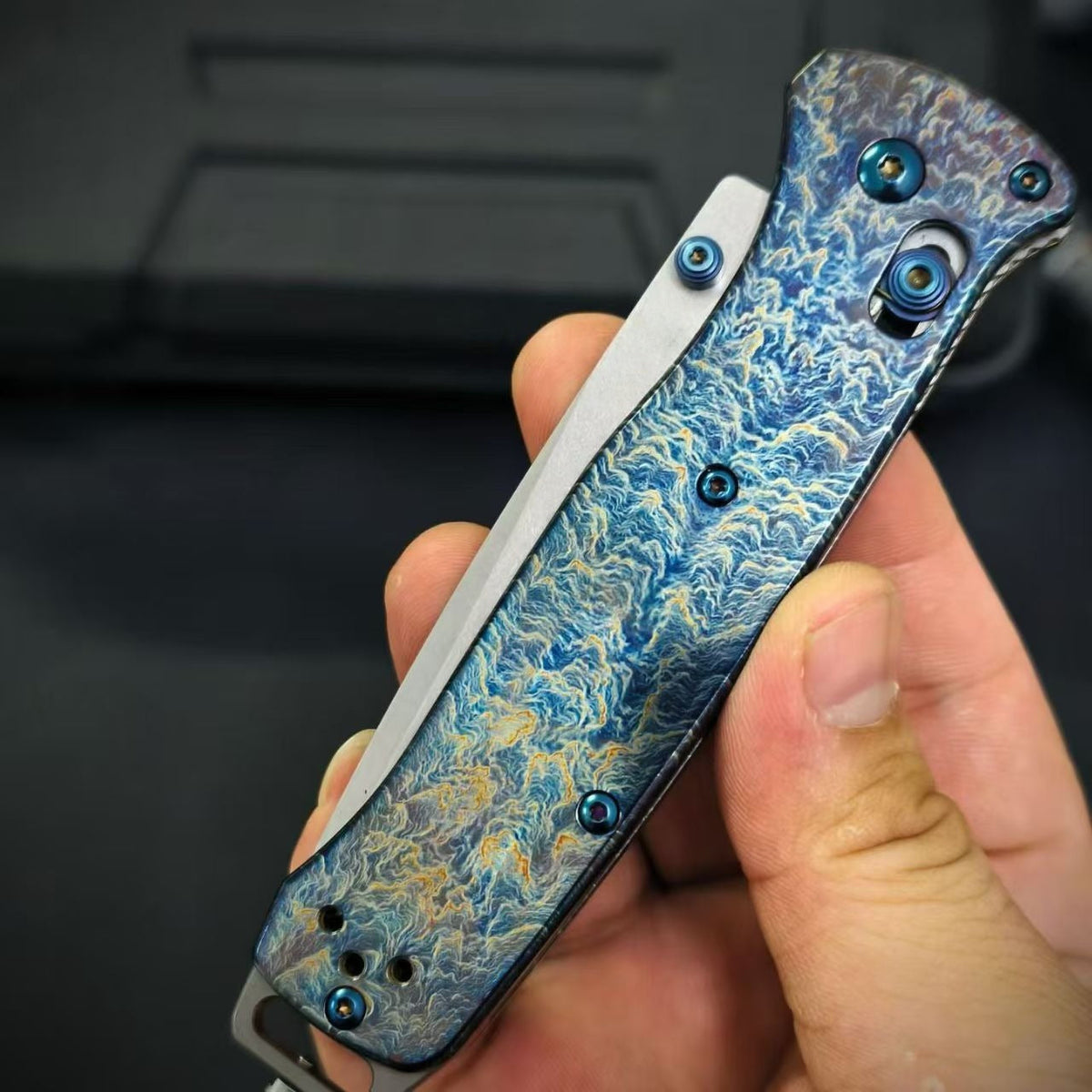 BM537BK TC4‑Titanium‑Alloy Lightning‑Pattern Outdoor Folding EDC Tool
