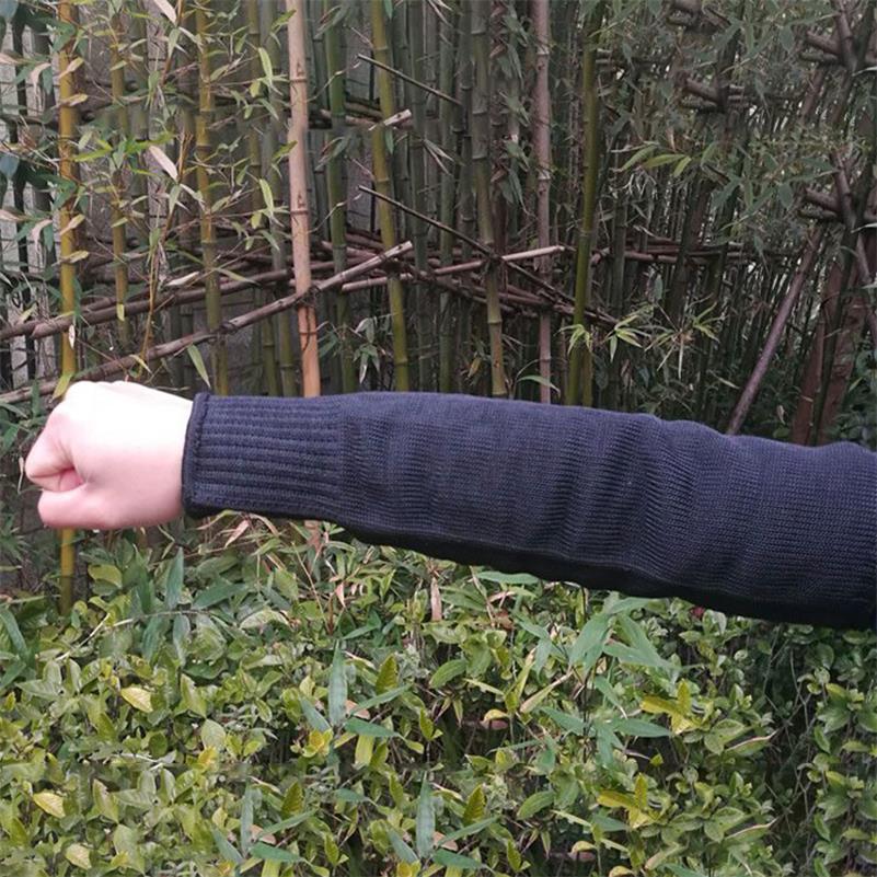 Schwarze schweißableitende Armstulpen