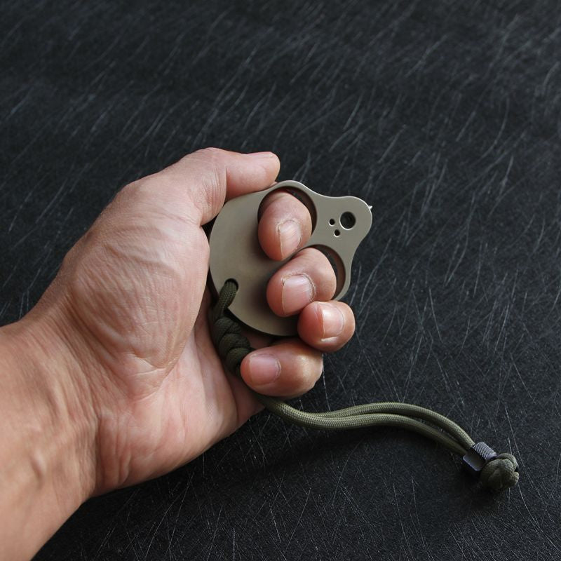 Alien Titanium tragbares EDC-Tool