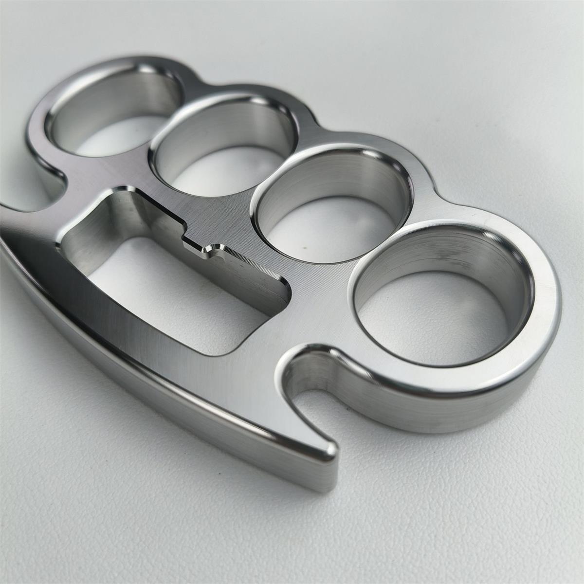 Klassischer Flaschenöffner aus Stahl, Outdoor EDC-Werkzeug