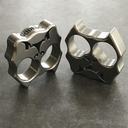 GODEDC Titan TC21 Hundekopf-Zwei-Loch-Outdoor-Werkzeug