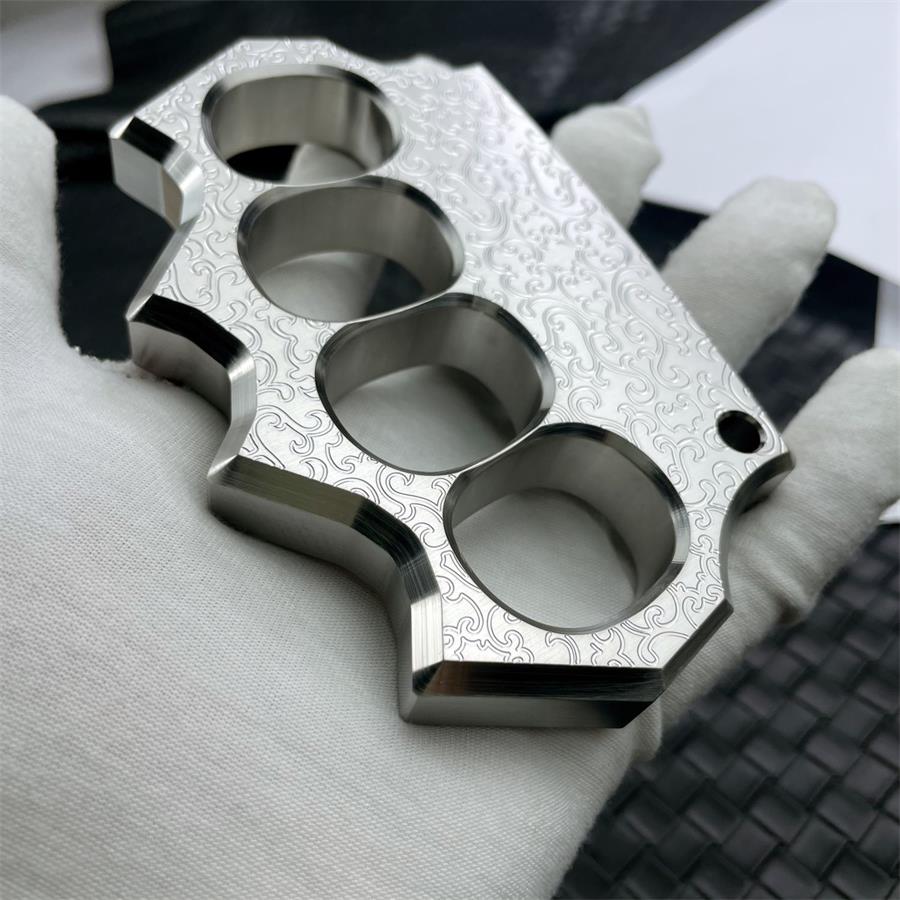 Beautiful Carved Pattern 304 Steel Thickened Outdoor Tool