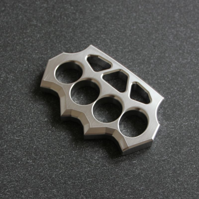 Attrezzo da Esterno in Acciaio Inox 304, a Forma di Erba, Squisita, con Foro Grande