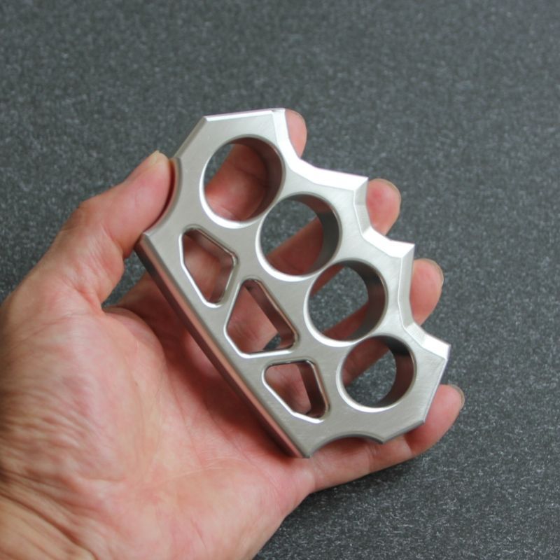Attrezzo da Esterno in Acciaio Inox 304, a Forma di Erba, Squisita, con Foro Grande