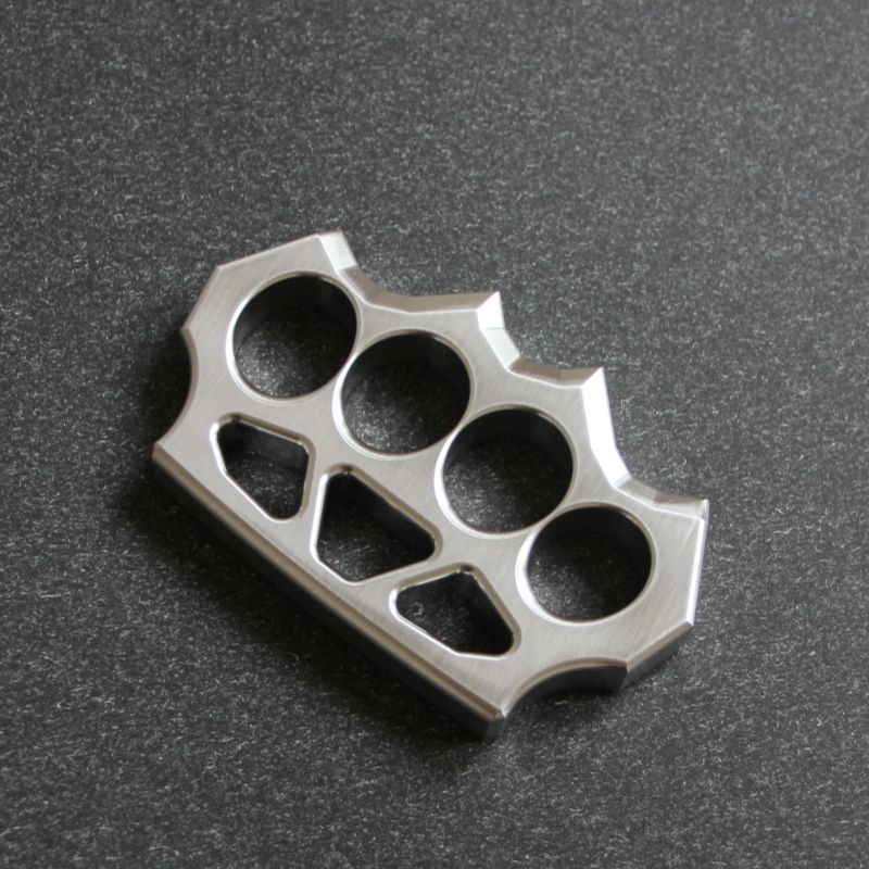 Attrezzo da Esterno in Acciaio Inox 304, a Forma di Erba, Squisita, con Foro Grande