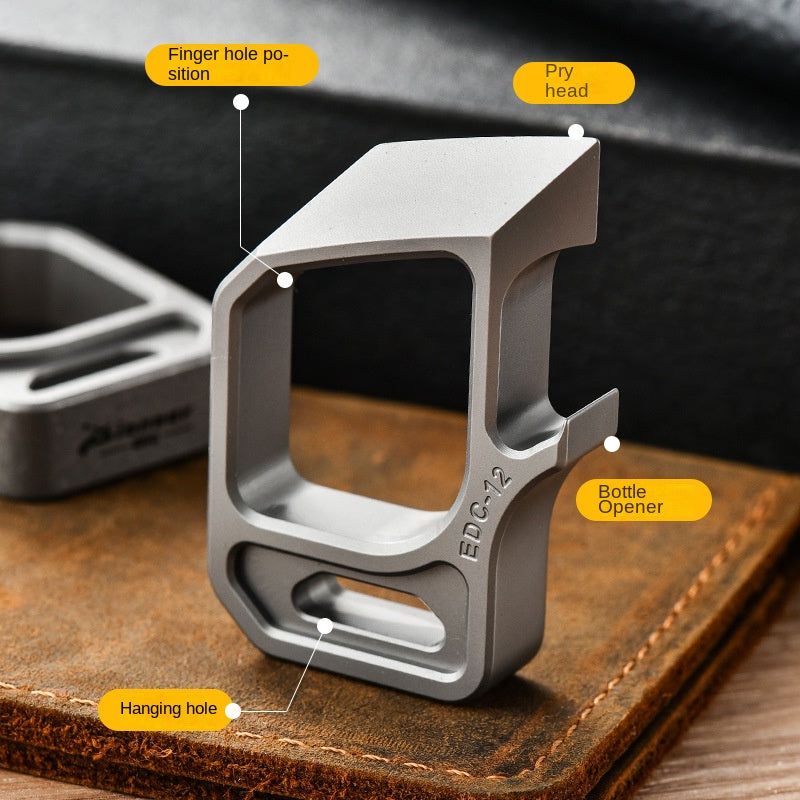 Multifunktionaler Anhänger Flaschenöffner aus Titan Outdoor-Tool
