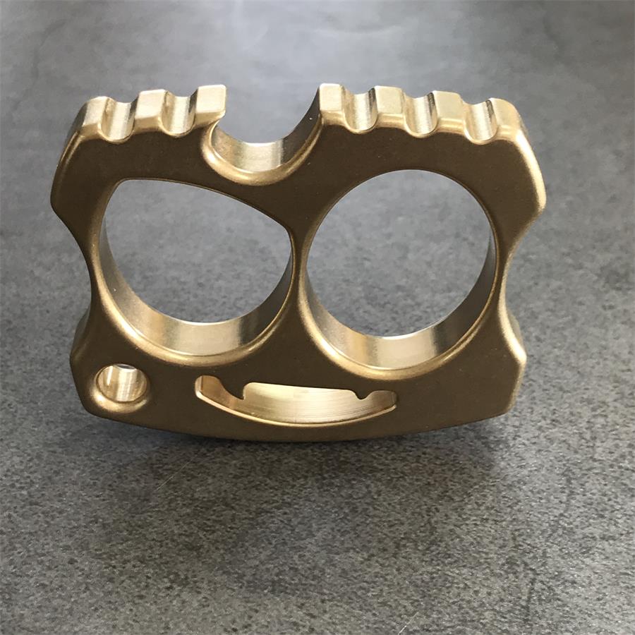 Two-hole Smiling Brass Skull Bottle Opener EDC Keychain Backpack Outdoor Tool