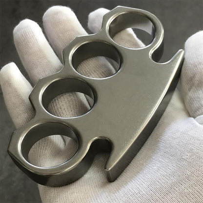 Das KING Stonewashed Outdoor-Werkzeug aus Stahl