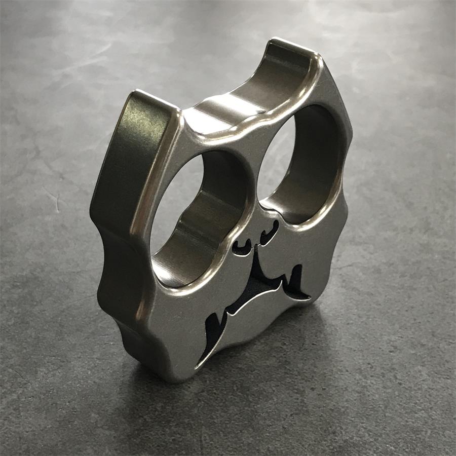 Dog Head Titanium Backpack Tool Two-hole Outdoor EDC Keychain Easy Carry