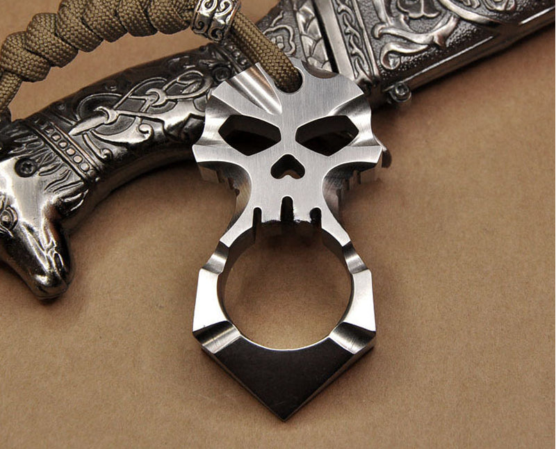 Mini Teschio in Titanio Portatile EDC Decorazione Strumento per Esterni Portachiavi
