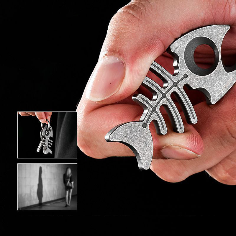 Multifunktionaler Flaschenöffner mit Seilloch, Titan-EDC-Werkzeug zum Aufhängen am Rucksack