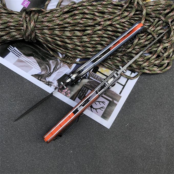 BM15080 Griff aus G10 und Sandelholz Outdoor Klappwerkzeug