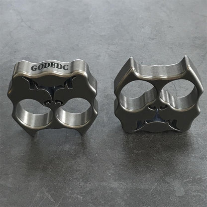 GODEDC Titan TC21 Hundekopf-Zwei-Loch-Outdoor-Werkzeug