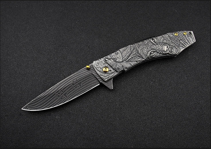 Wolf‑Embossed Handle Folding Collectible Pocket EDC Tool
