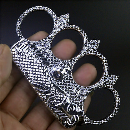 Sea Pattern Four‑Finger Zinc Alloy Hobby Decor Collectible