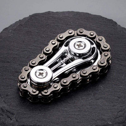 Close‑up CHAIN GEAR GYROSCOPE zinc alloy mechanical gear fidget spinner for stress relief 1