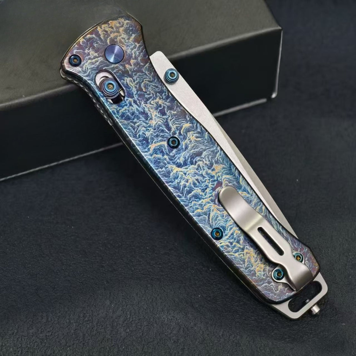 BM537BK TC4‑Titanium‑Alloy Lightning‑Pattern Outdoor Folding EDC Tool
