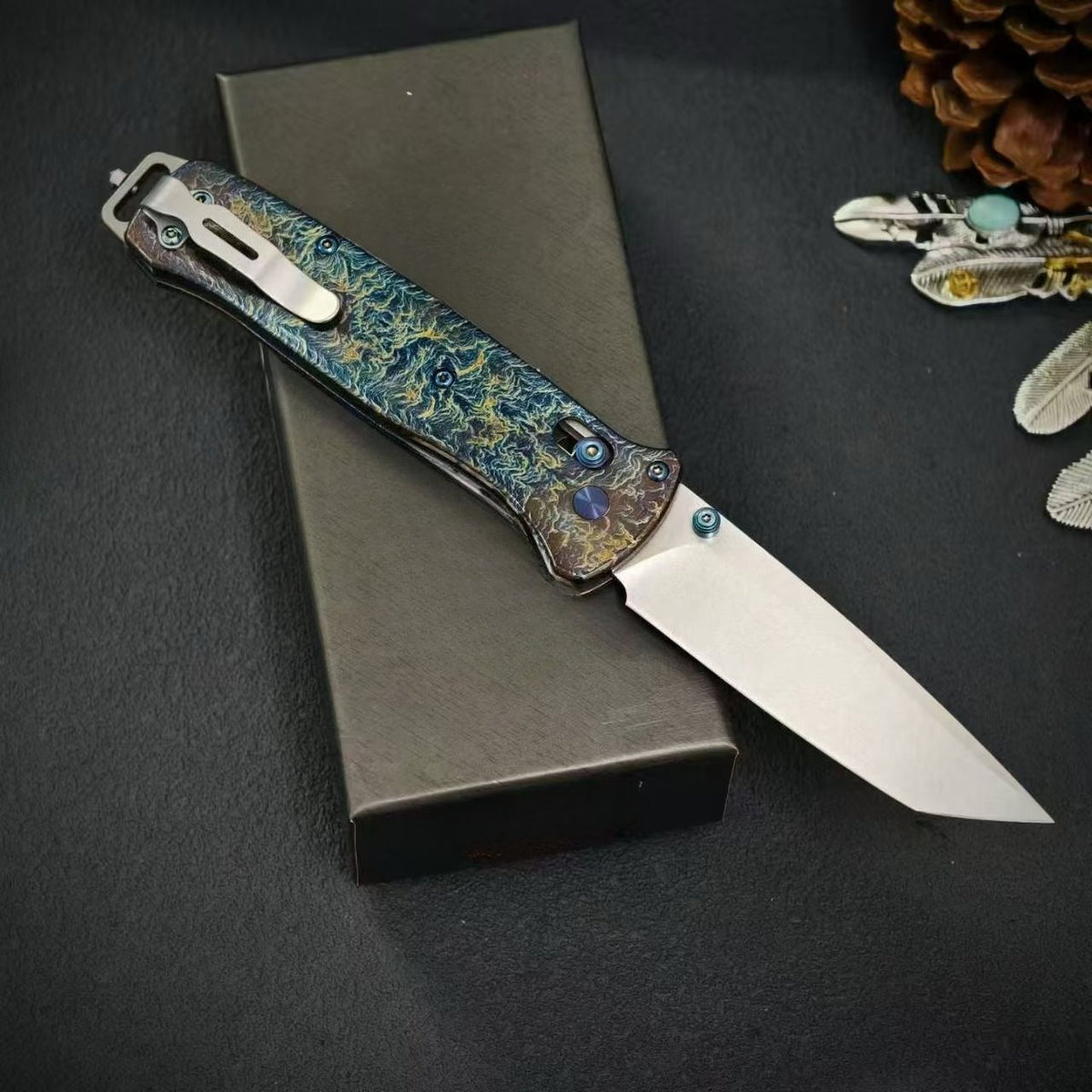 BM537BK TC4‑Titanium‑Alloy Lightning‑Pattern Outdoor Folding EDC Tool
