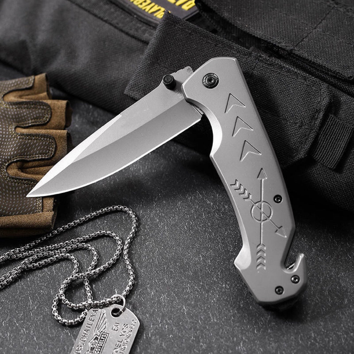 FA18 Utensile tascabile portatile multifunzionale pieghevole EDC da esterno
