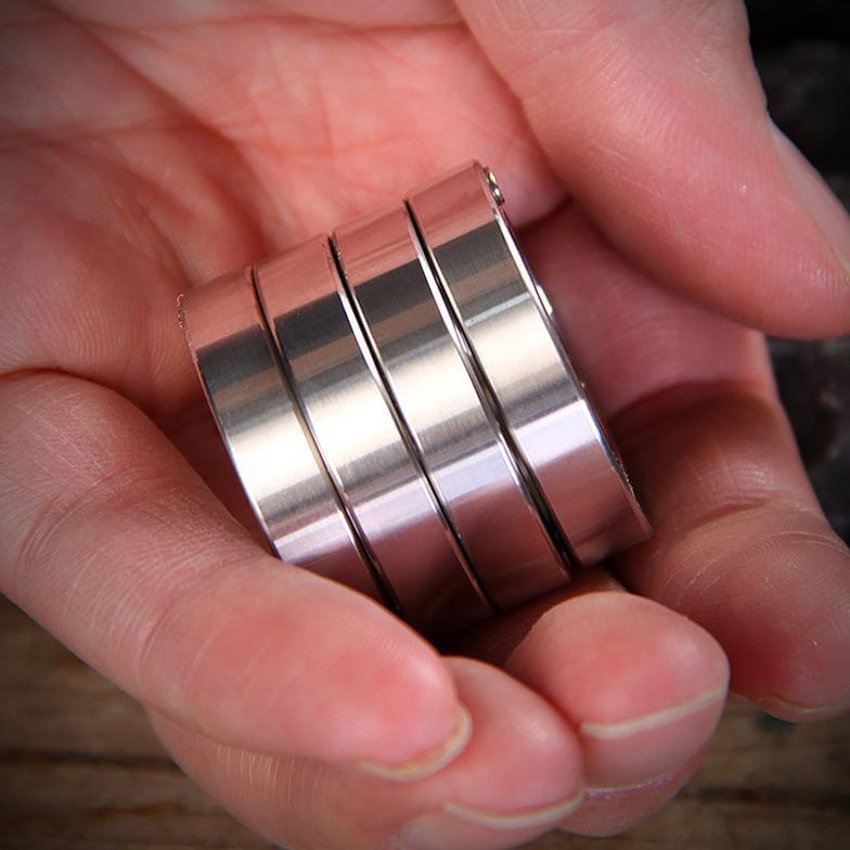 Klapp-Schlagring 440C Edelstahl